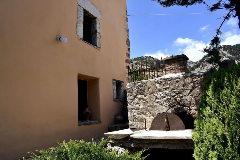 Traditional Villa With Pool In Sfakia Imbros Exterior photo