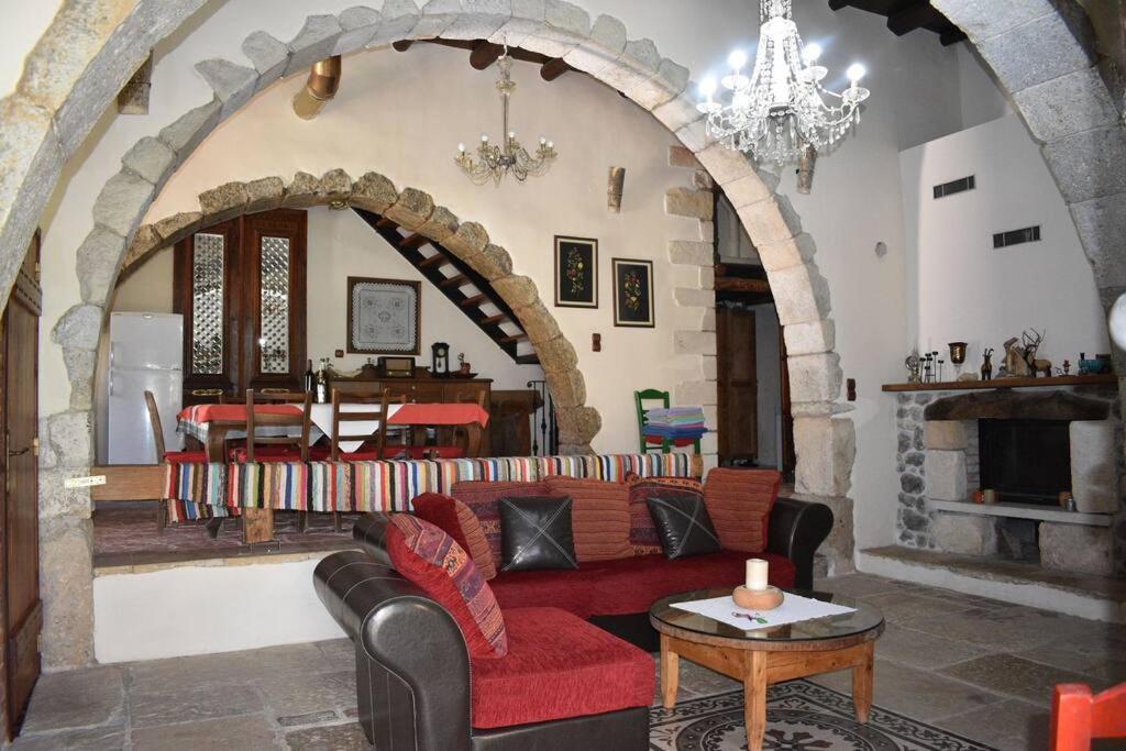 Traditional Villa With Pool In Sfakia Imbros Exterior photo
