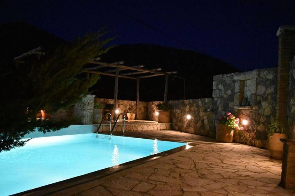 Traditional Villa With Pool In Sfakia Imbros Exterior photo